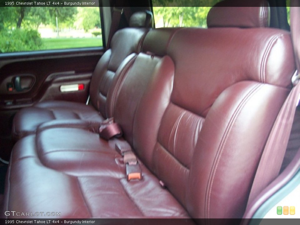 Burgundy Interior Photo for the 1995 Chevrolet Tahoe LT 4x4 #53393852