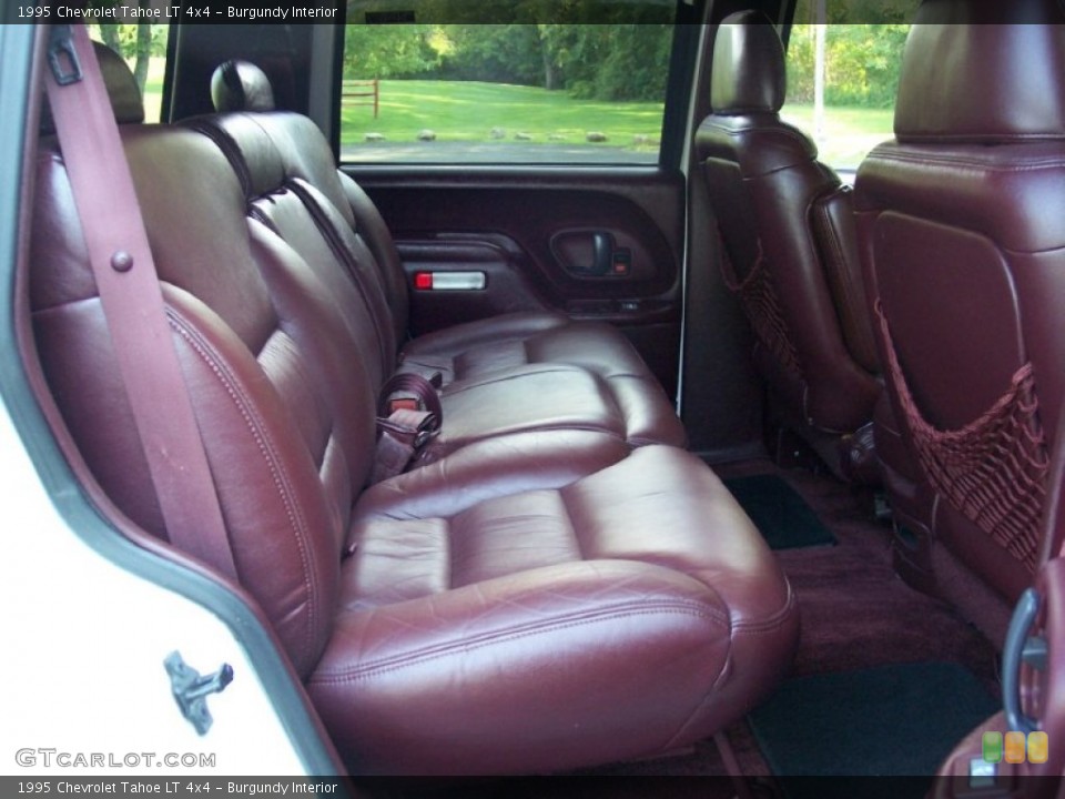 Burgundy Interior Photo for the 1995 Chevrolet Tahoe LT 4x4 #53393942