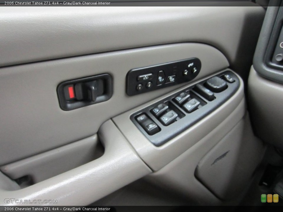 Gray/Dark Charcoal Interior Controls for the 2006 Chevrolet Tahoe Z71 4x4 #53402003