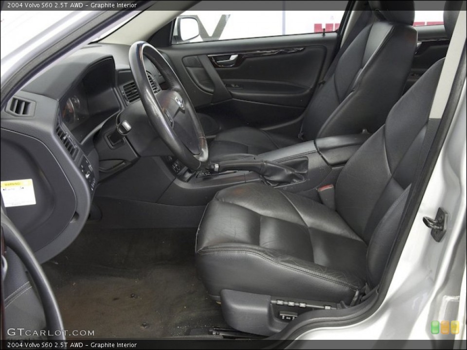 Graphite Interior Photo for the 2004 Volvo S60 2.5T AWD #53402975