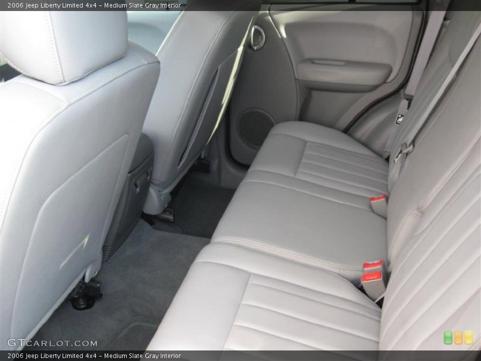 Medium Slate Gray Interior Photo for the 2006 Jeep Liberty Limited 4x4 #53407151