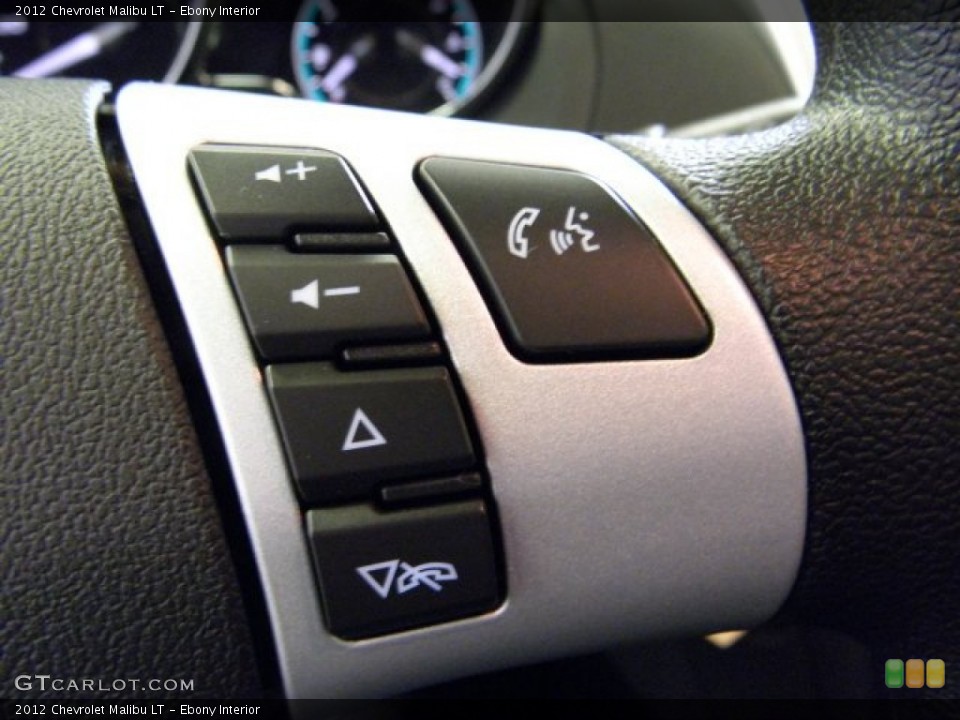 Ebony Interior Controls for the 2012 Chevrolet Malibu LT #53415048