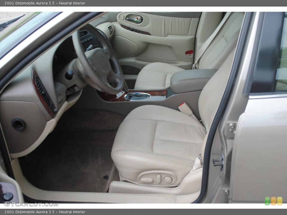 Neutral Interior Photo for the 2001 Oldsmobile Aurora 3.5 #53417926