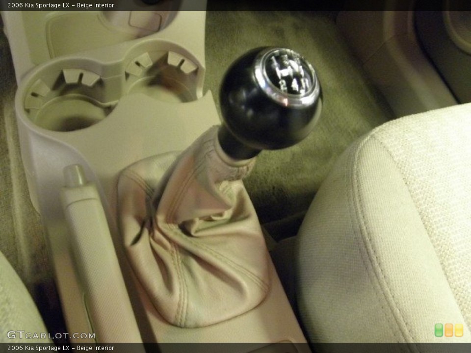 Beige Interior Transmission for the 2006 Kia Sportage LX #53420008