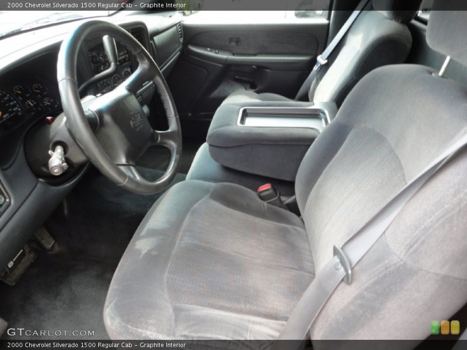 Graphite Interior Photo for the 2000 Chevrolet Silverado 1500 Regular Cab #53433529
