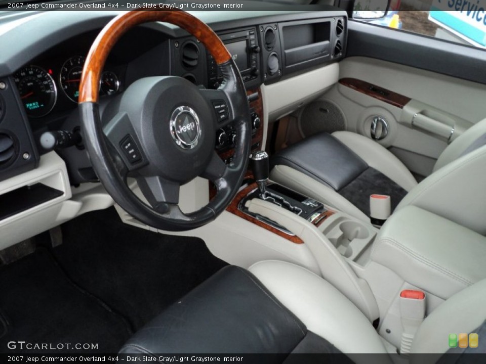 Dark Slate Gray/Light Graystone Interior Photo for the 2007 Jeep Commander Overland 4x4 #53440145