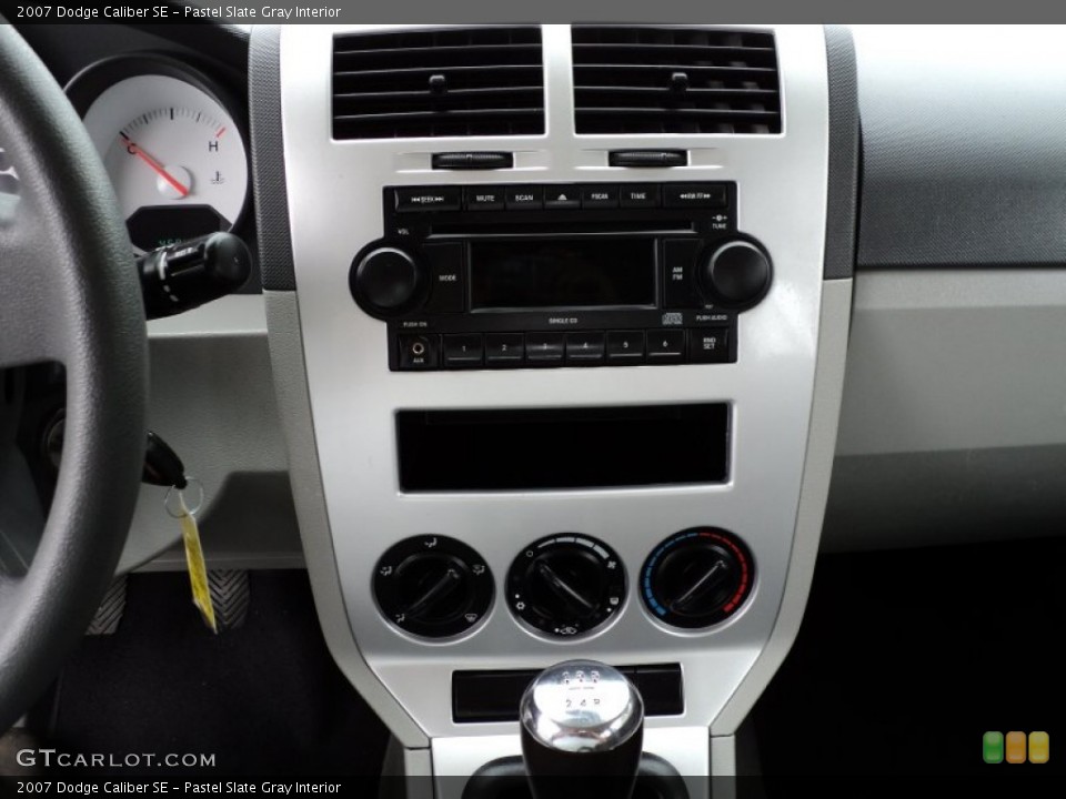Pastel Slate Gray Interior Controls for the 2007 Dodge Caliber SE #53441516