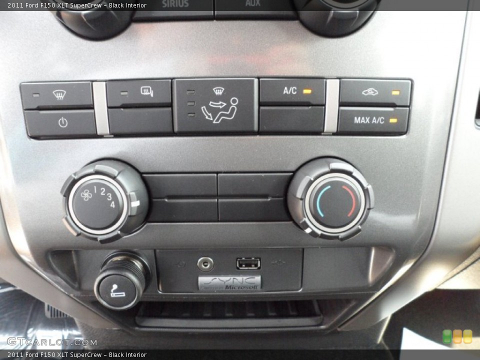 Black Interior Controls for the 2011 Ford F150 XLT SuperCrew #53450450