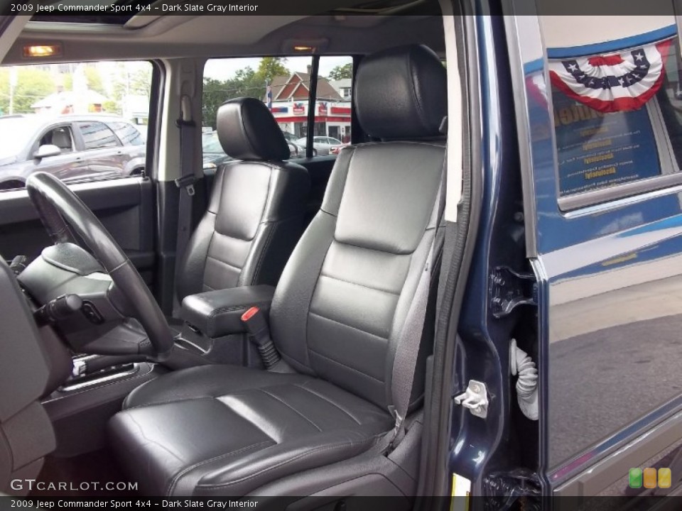 Dark Slate Gray 2009 Jeep Commander Interiors