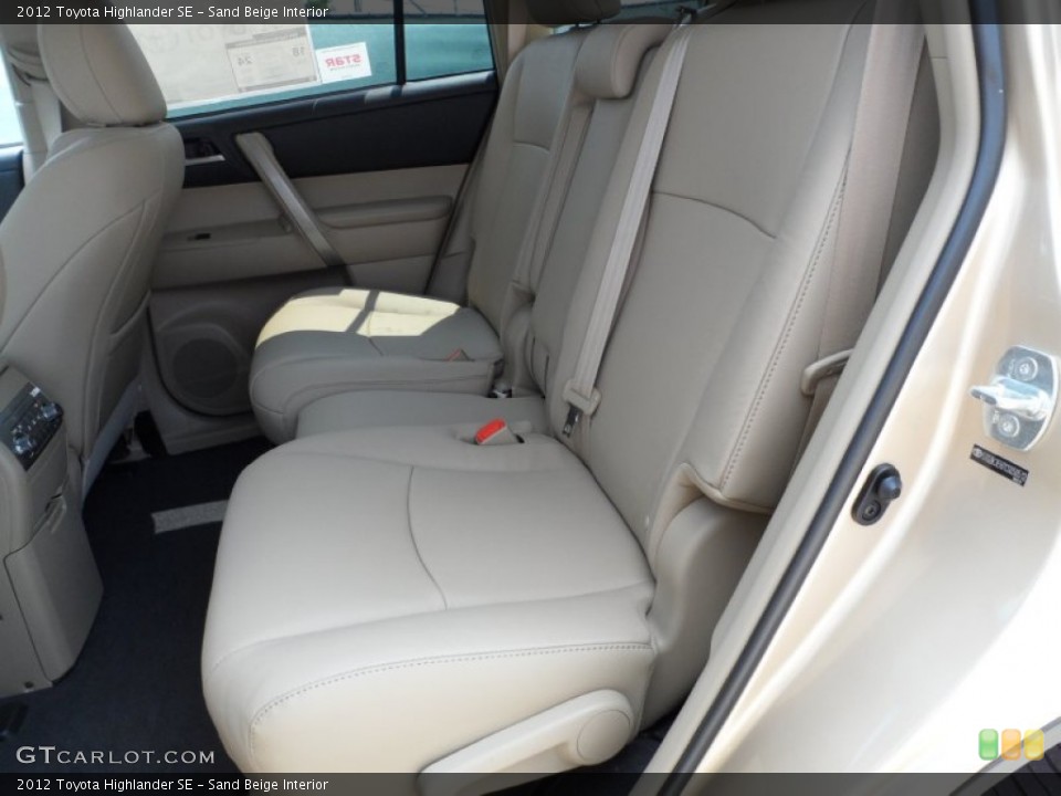 Sand Beige Interior Photo for the 2012 Toyota Highlander SE #53459520