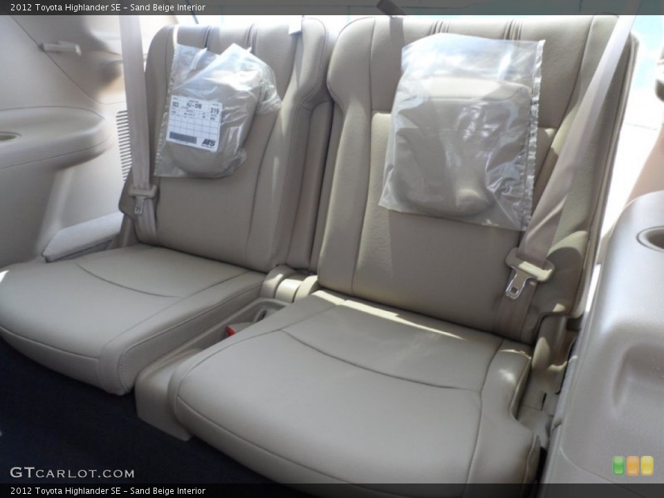 Sand Beige Interior Photo for the 2012 Toyota Highlander SE #53459535