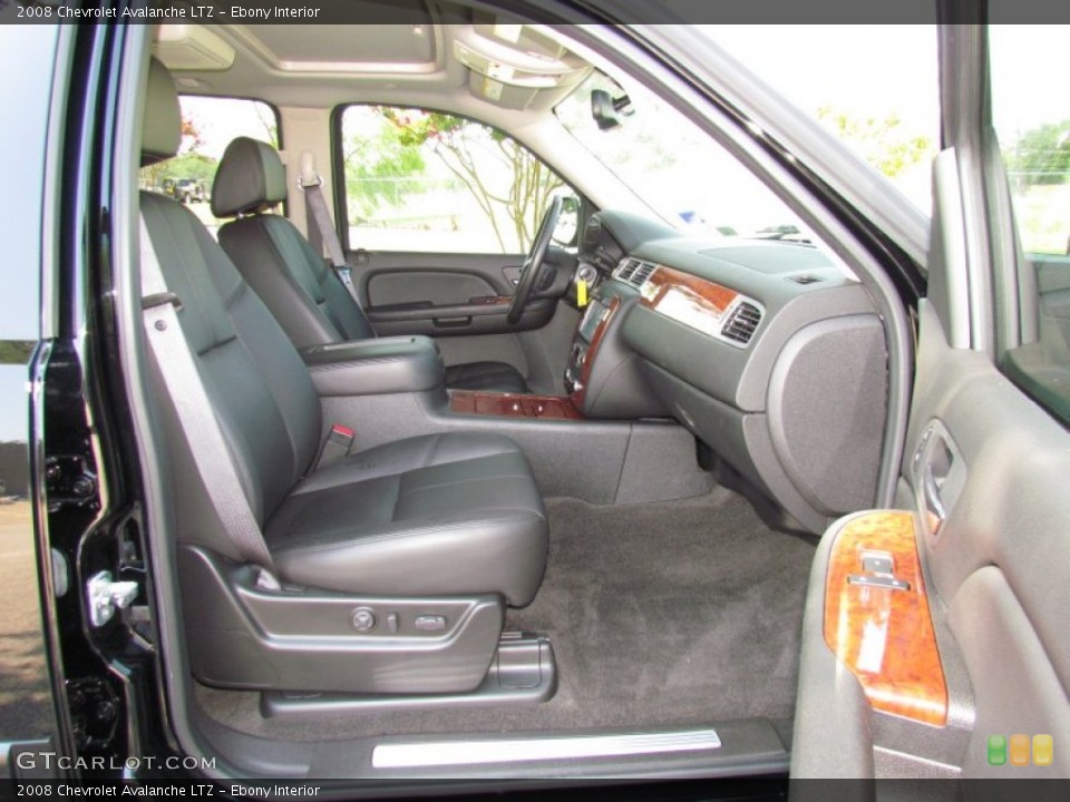 Ebony Interior Photo for the 2008 Chevrolet Avalanche LTZ #53462453
