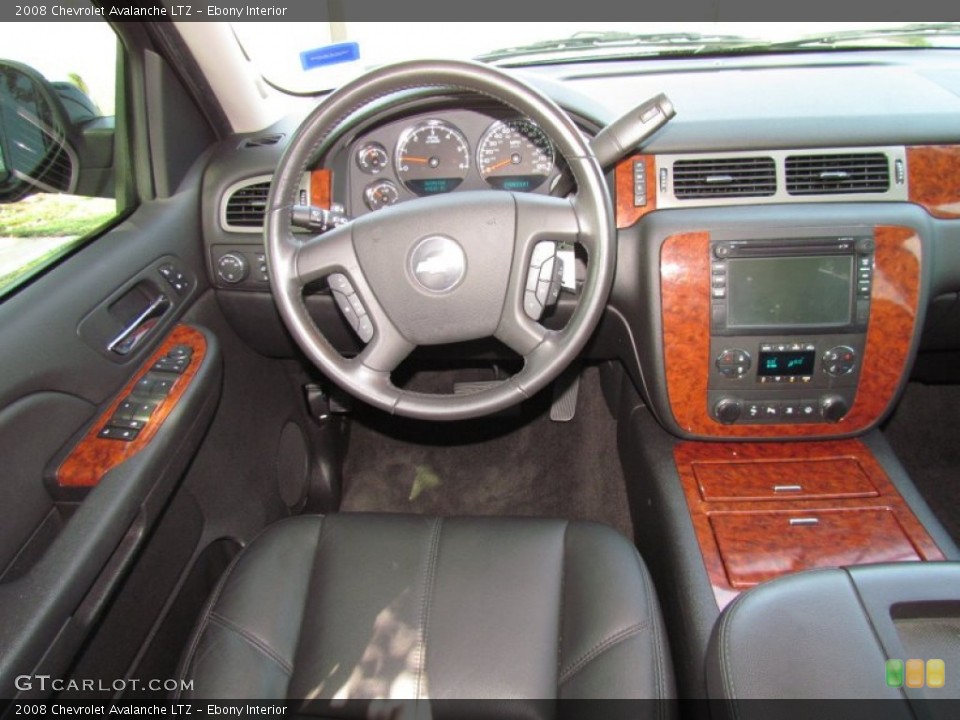 Ebony Interior Dashboard for the 2008 Chevrolet Avalanche LTZ #53462525