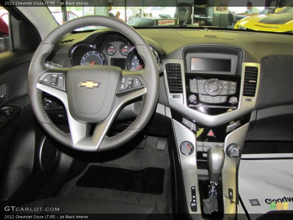 Jet Black Interior Dashboard for the 2012 Chevrolet Cruze LT/RS #53467321