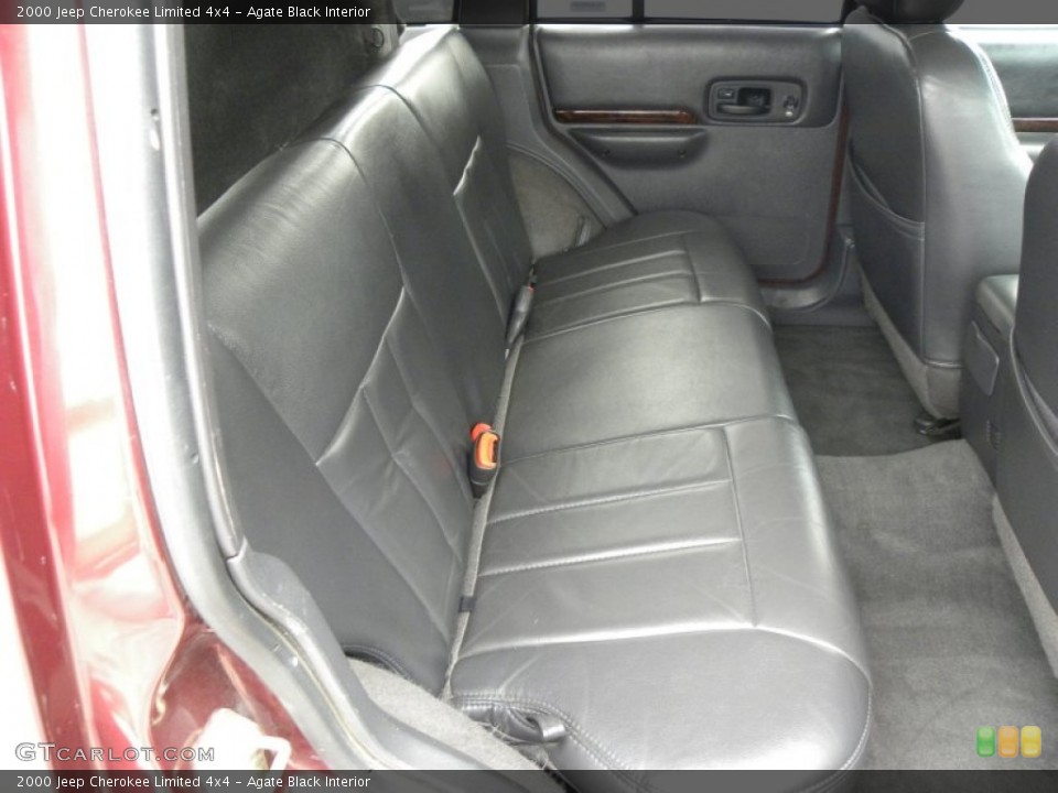 Agate Black Interior Photo for the 2000 Jeep Cherokee Limited 4x4 #53469558