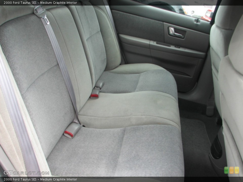 Medium Graphite Interior Photo for the 2000 Ford Taurus SES #53475688