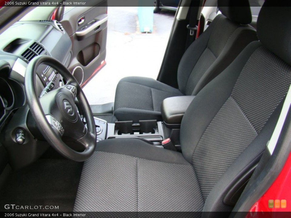 Black Interior Photo for the 2006 Suzuki Grand Vitara 4x4 #53477128