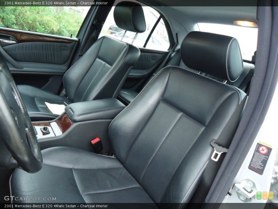Charcoal Interior Photo for the 2001 Mercedes-Benz E 320 4Matic Sedan #53486356