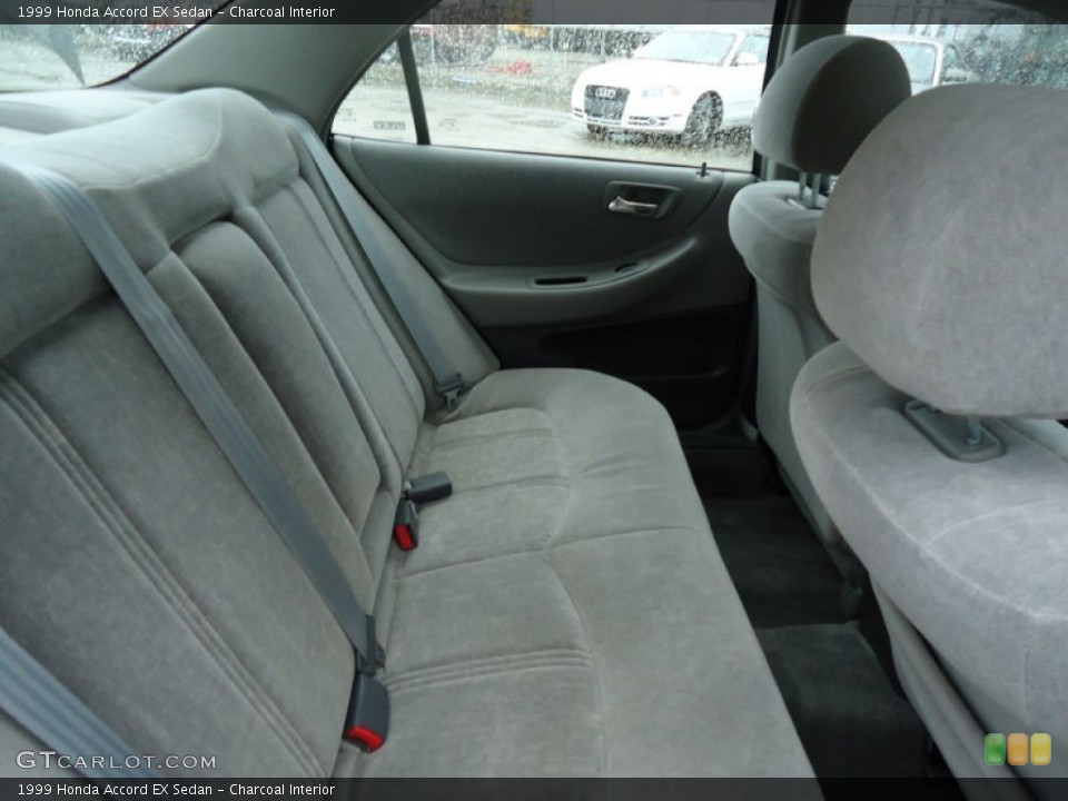 Charcoal Interior Photo for the 1999 Honda Accord EX Sedan #53488855