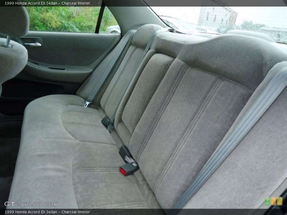 Charcoal Interior Photo for the 1999 Honda Accord EX Sedan #53488921