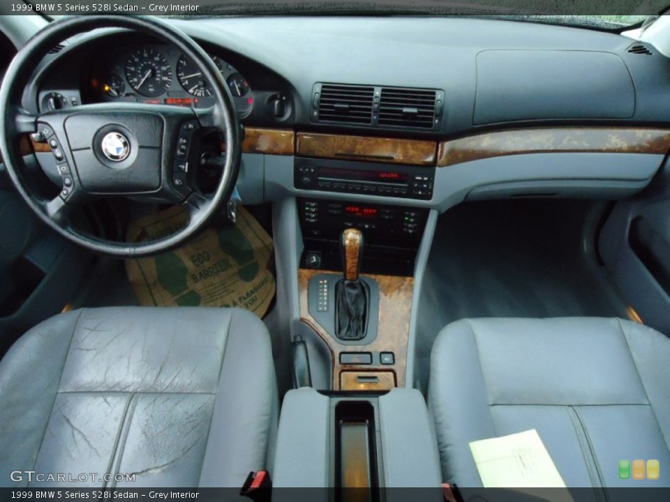 Grey Interior Dashboard for the 1999 BMW 5 Series 528i Sedan #53494476