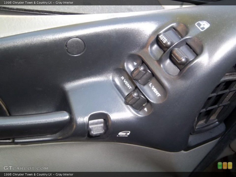 Gray Interior Controls for the 1998 Chrysler Town & Country LX #53495550