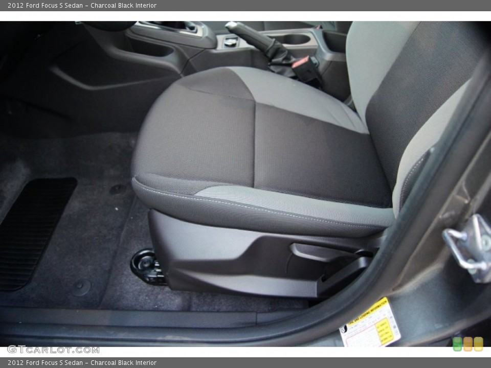 Charcoal Black Interior Photo for the 2012 Ford Focus S Sedan #53502889