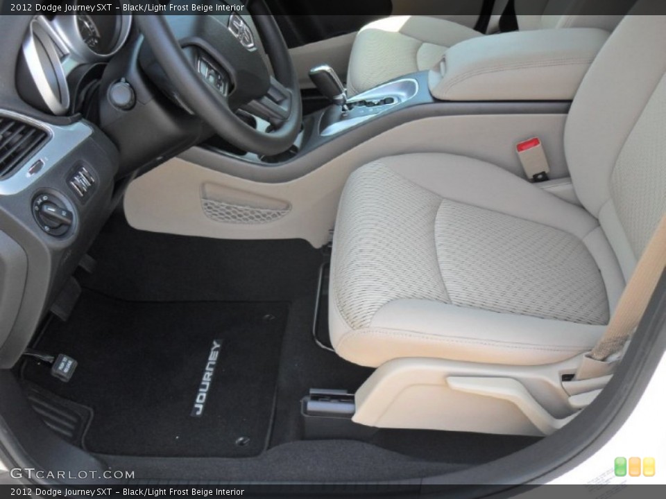 Black/Light Frost Beige Interior Photo for the 2012 Dodge Journey SXT #53504147
