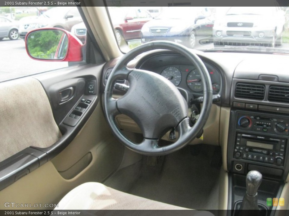 Beige Interior Photo for the 2001 Subaru Forester 2.5 S #53508409