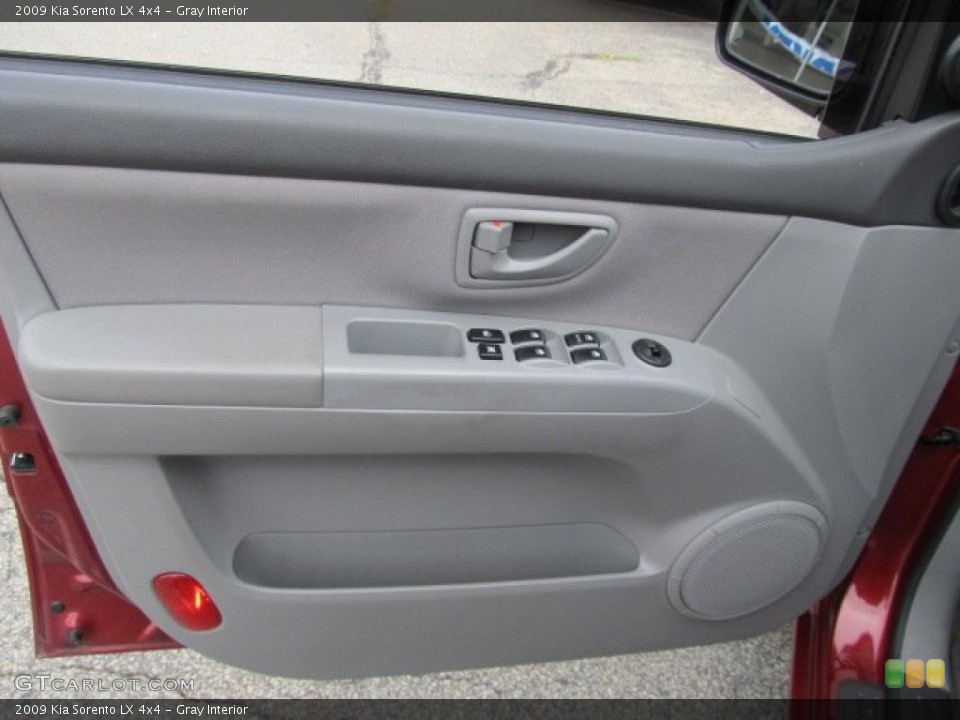 Gray Interior Door Panel for the 2009 Kia Sorento LX 4x4 #53515216