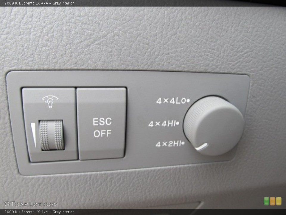 Gray Interior Controls for the 2009 Kia Sorento LX 4x4 #53515267