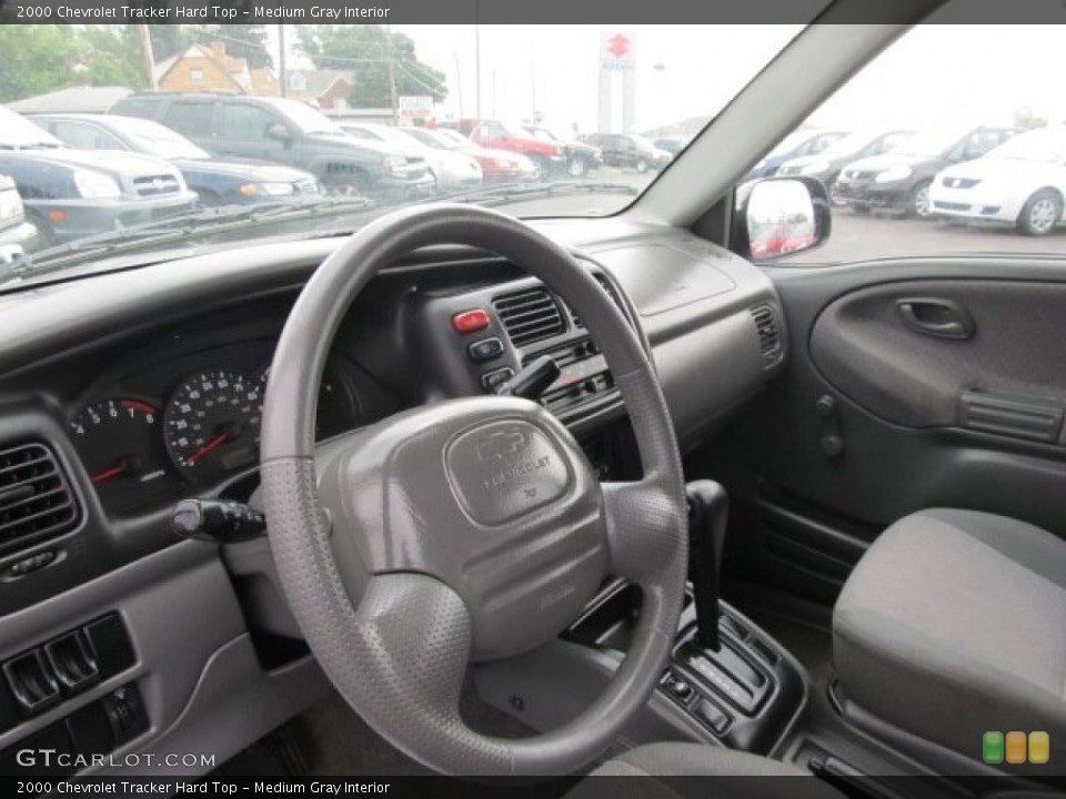 Medium Gray Interior Steering Wheel for the 2000 Chevrolet Tracker Hard Top #53516087