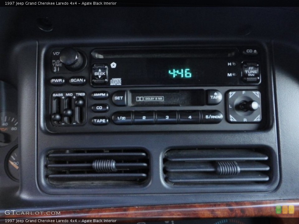 Agate Black Interior Audio System for the 1997 Jeep Grand Cherokee Laredo 4x4 #53516671