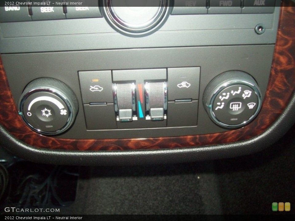 Neutral Interior Controls for the 2012 Chevrolet Impala LT #53534182