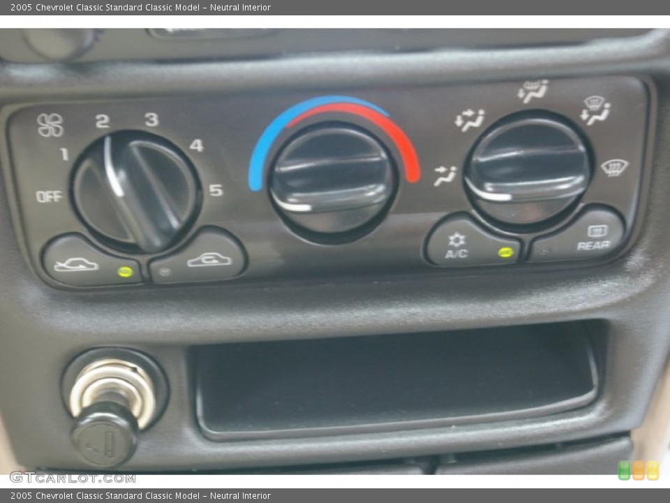 Neutral Interior Controls for the 2005 Chevrolet Classic  #53536887