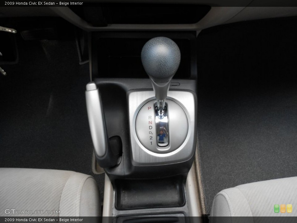 Beige Interior Transmission for the 2009 Honda Civic EX Sedan #53540052