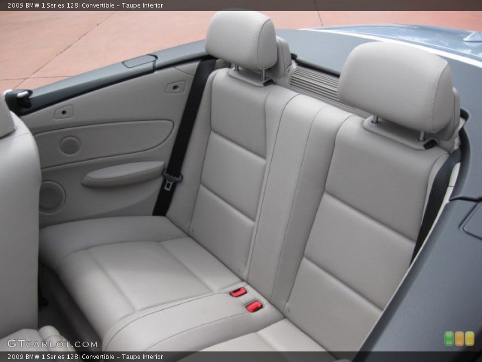 Taupe Interior Photo for the 2009 BMW 1 Series 128i Convertible #53542675
