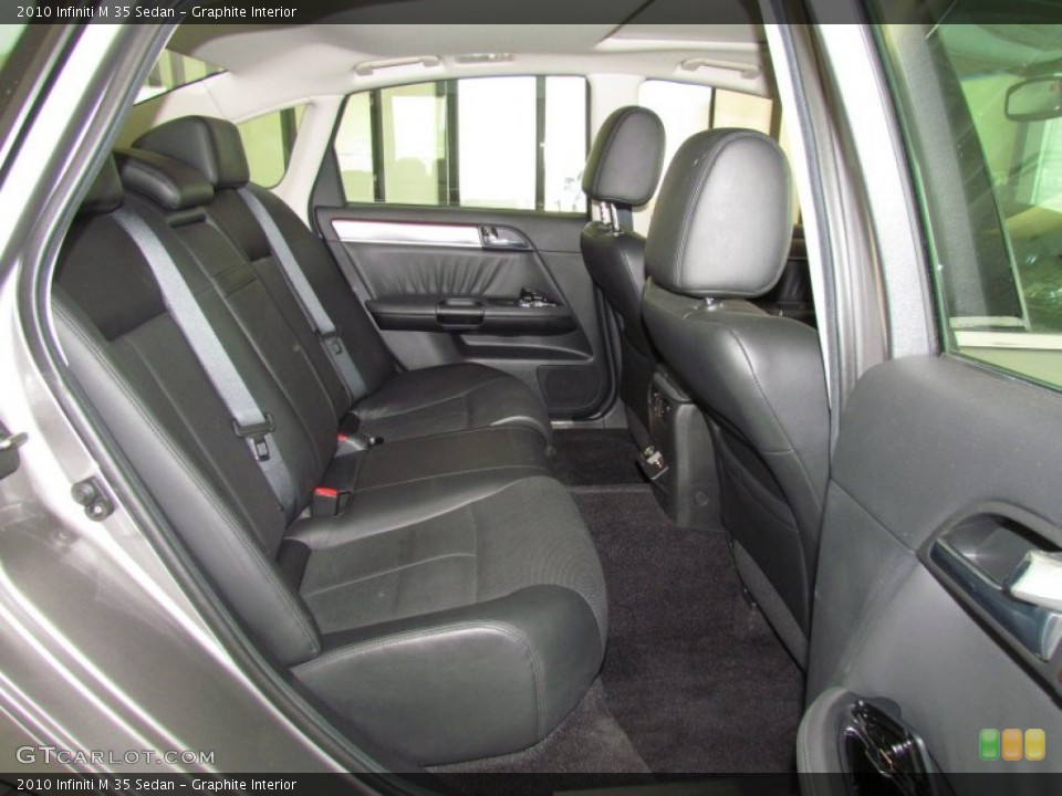 Graphite Interior Photo for the 2010 Infiniti M 35 Sedan #53544546