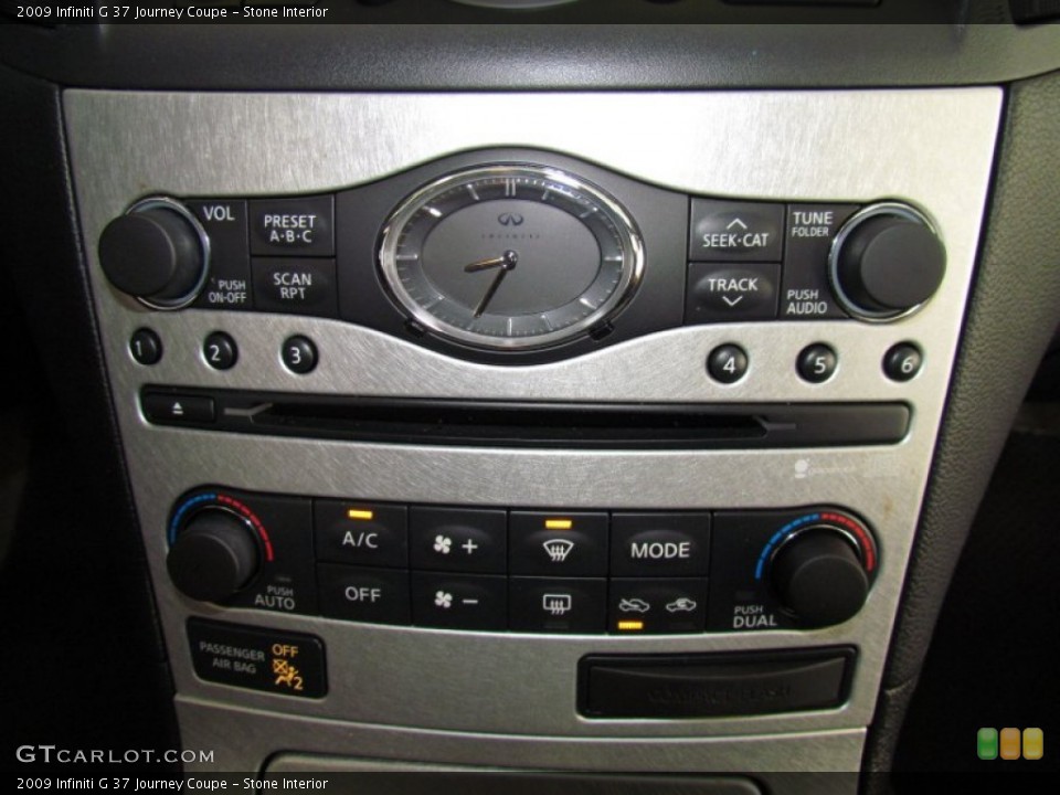 Stone Interior Controls for the 2009 Infiniti G 37 Journey Coupe #53545841