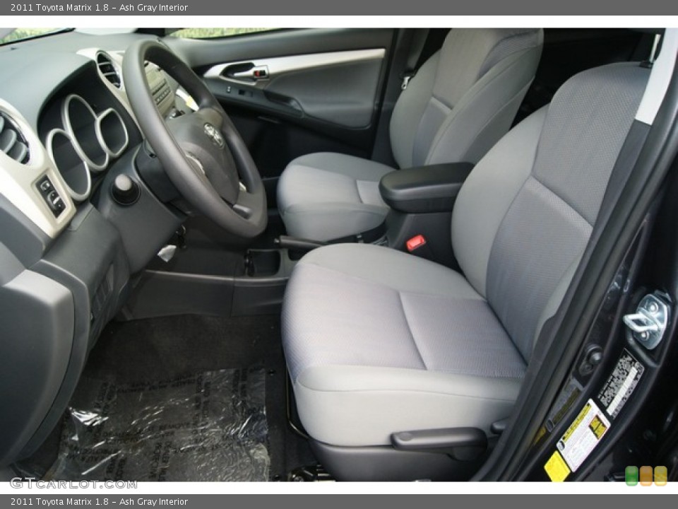 Ash Gray Interior Photo for the 2011 Toyota Matrix 1.8 #53548683