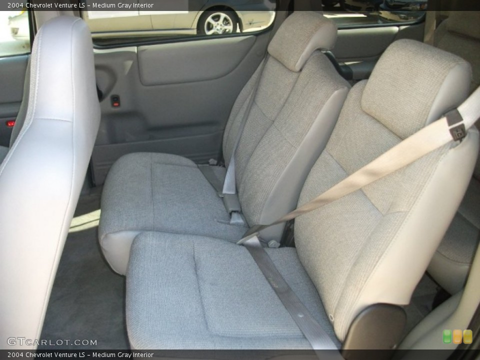 Medium Gray Interior Photo for the 2004 Chevrolet Venture LS #53549183