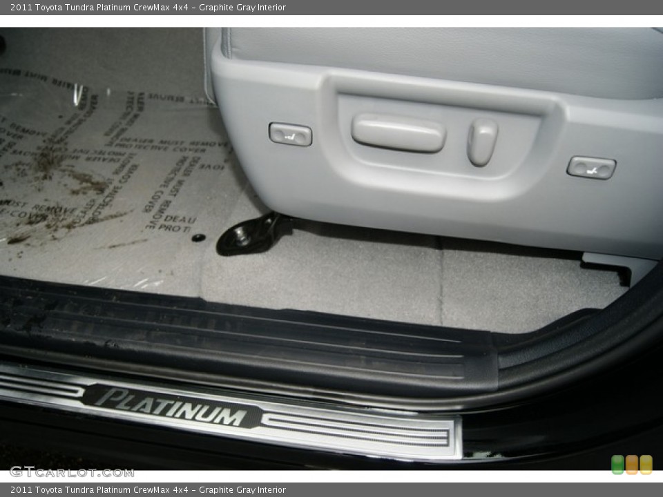 Graphite Gray Interior Controls for the 2011 Toyota Tundra Platinum CrewMax 4x4 #53549914