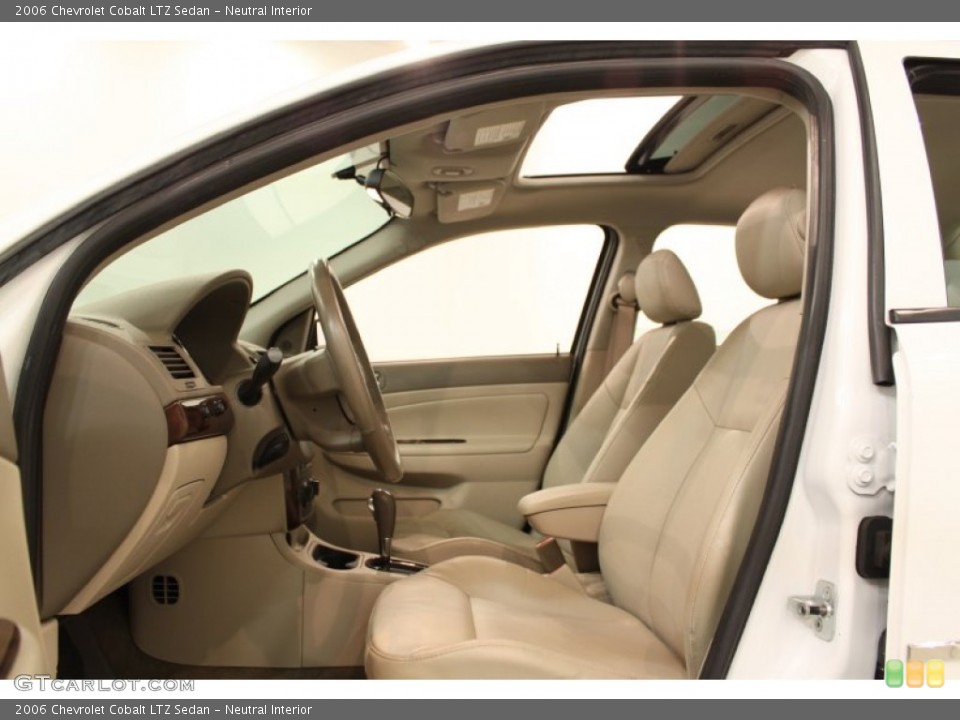 Neutral Interior Photo for the 2006 Chevrolet Cobalt LTZ Sedan #53562630