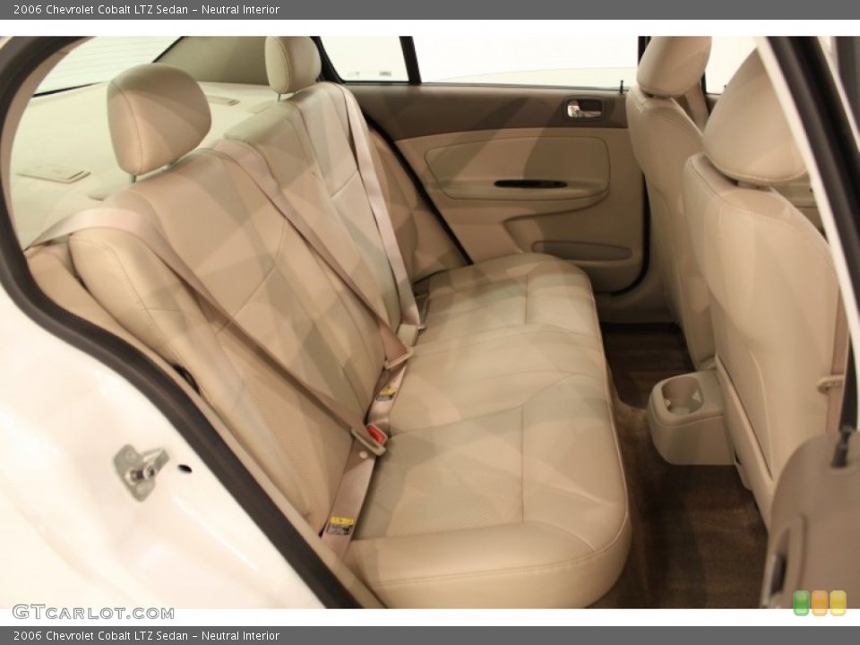 Neutral Interior Photo for the 2006 Chevrolet Cobalt LTZ Sedan #53562735