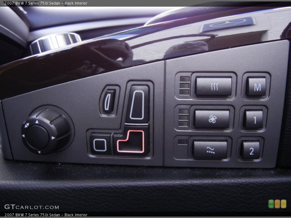 Black Interior Controls for the 2007 BMW 7 Series 750i Sedan #53571273