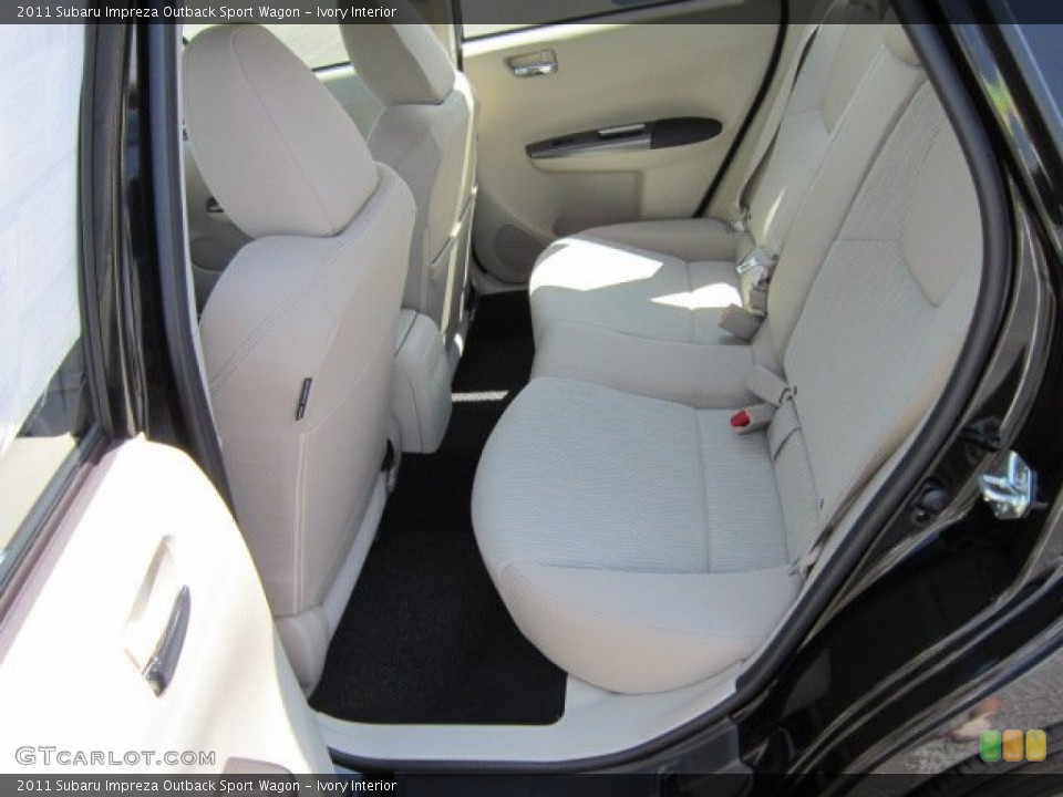 Ivory Interior Photo for the 2011 Subaru Impreza Outback Sport Wagon #53577163
