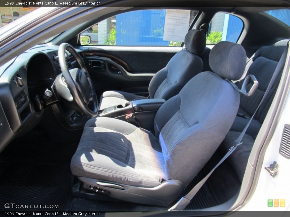 Medium Gray Interior Photo for the 1999 Chevrolet Monte Carlo LS #53596063