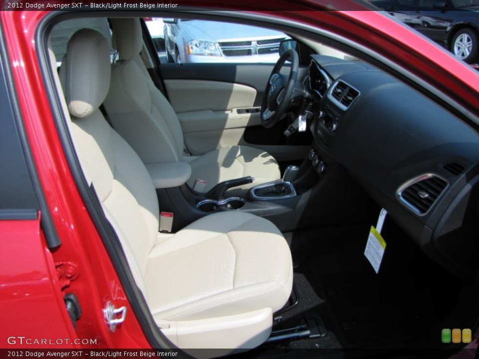 Black/Light Frost Beige Interior Photo for the 2012 Dodge Avenger SXT #53607198