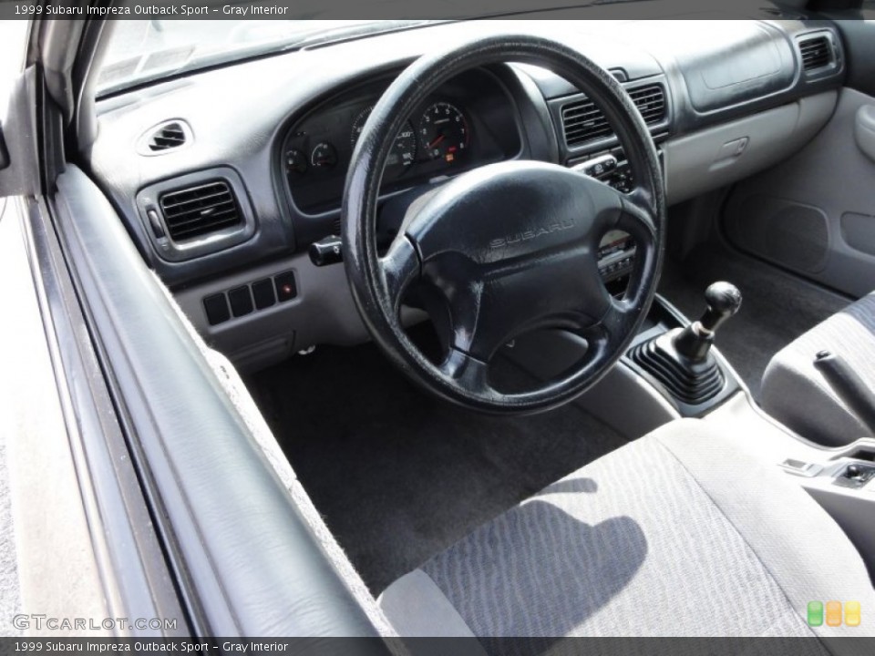 Gray Interior Photo for the 1999 Subaru Impreza Outback Sport #53607219