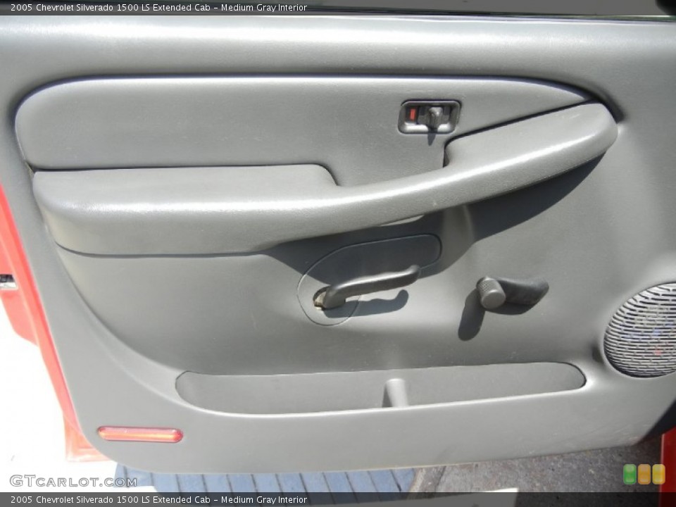 Medium Gray Interior Door Panel for the 2005 Chevrolet Silverado 1500 LS Extended Cab #53612356
